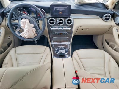 Zdjęcie 8 z 11 samochodu: 2018 MERCEDES-BENZ GLC 300 4MATIC VIN:WDC0G4KB5JV076474 - miniatura