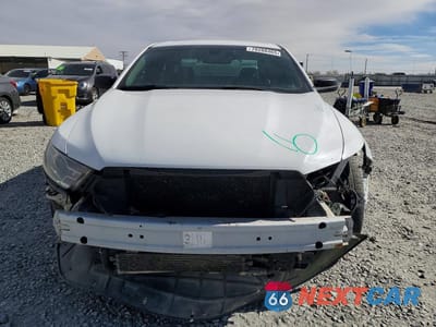 Piąte zdjęcie samochodu w środku: 2017 FORD TAURUS POLICE INTERCEPTOR VIN:1FAHP2L88HG145646 - miniatura