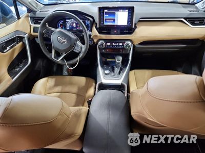 Zdjęcie 8 z 14 samochodu: 2021 TOYOTA RAV4 HYBRID LIMITED VIN:2T3D6RFV7MW009299 - miniatura