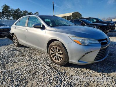 Czwarte zdjęcie samochodu z boku: 2017 TOYOTA CAMRY LE VIN:4T1BF1FKXHU440586 - miniatura