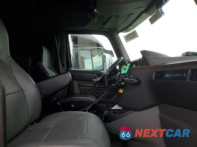 Piąte zdjęcie samochodu w środku: 2024 INTERNATIONAL LONESTAR SEMI TRUCK VIN:3HSLGAPR7RN742751 - miniatura