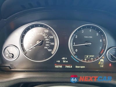 Zdjęcie 9 z 13 samochodu: 2017 BMW X3 XDRIVE28I VIN:5UXWX9C59H0T10773 - miniatura