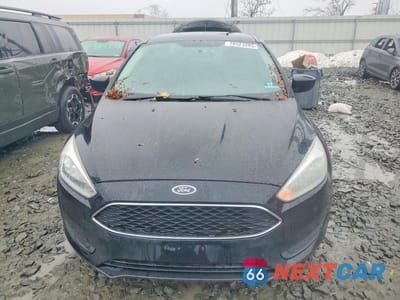 Piąte zdjęcie samochodu w środku: 2016 FORD FOCUS S VIN:1FADP3E29GL270898 - miniatura