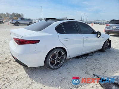 Trzecie zdjęcie samochodu z tyłu: 2023 ALFA ROMEO GIULIA TI VIN:ZARFAMBN8P7671351 - miniatura