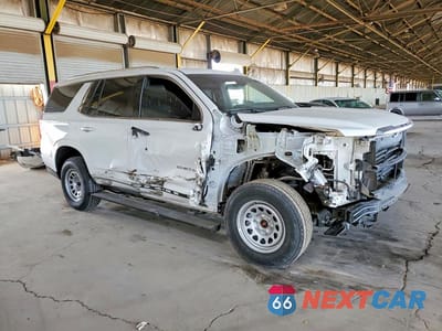 Czwarte zdjęcie samochodu z boku: 2022 GMC YUKON DENALI VIN:1GKS2DKL9NR269039 - miniatura