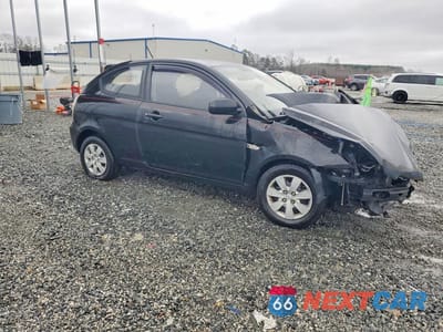 Czwarte zdjęcie samochodu z boku: 2011 HYUNDAI ACCENT GS VIN:KMHCM3AC9BU186625 - miniatura