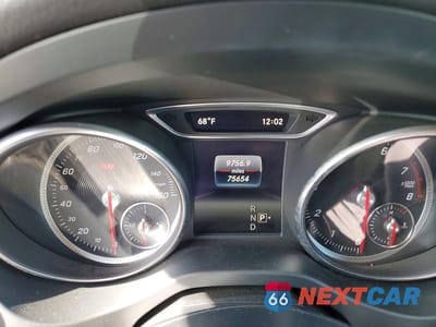 Zdjęcie 9 z 11 samochodu: 2019 MERCEDES-BENZ CLA 250 VIN:WDDSJ4EB5KN704813 - miniatura