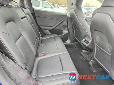 Zdjęcie 10 z 12 samochodu: 2024 TESLA MODEL Y VIN:7SAYGDEE2RF986465 - miniatura