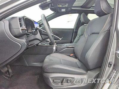 Zdjęcie 7 z 12 samochodu: 2026 TOYOTA CROWN XLE VIN:JTDAAAAF7T3042436 - miniatura