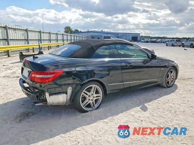 Trzecie zdjęcie samochodu z tyłu: 2012 MERCEDES-BENZ E 350 VIN:WDDKK5KF8CF157042 - miniatura
