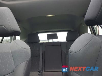 Zdjęcie 10 z 13 samochodu: 2023 TOYOTA RAV4 XLE VIN:2T3W1RFVXPW283463 - miniatura