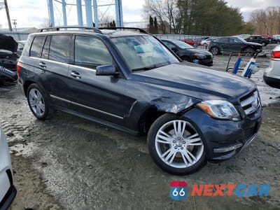 Czwarte zdjęcie samochodu z boku: 2015 MERCEDES-BENZ GLK 350 4MATIC VIN:WDCGG8JB7FG379565 - miniatura