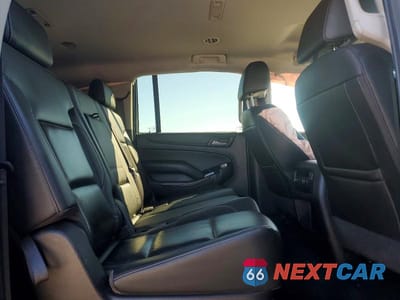 Zdjęcie 11 z 13 samochodu: 2019 CHEVROLET SUBURBAN K1500 LT VIN:1GNSKHKC2KR394535 - miniatura
