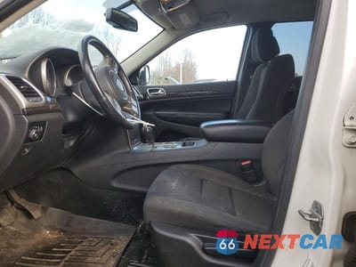 Zdjęcie 7 z 13 samochodu: 2012 JEEP GRAND CHEROKEE LAREDO VIN:1C4RJFAG5CC350939 - miniatura