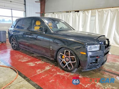 Czwarte zdjęcie samochodu z boku: 2020 ROLLS-ROYCE CULLINAN BLACK BADGE VIN:SLATV8C02LU200486 - miniatura