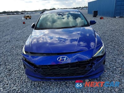 Piąte zdjęcie samochodu w środku: 2023 HYUNDAI ELANTRA SEL VIN:KMHLM4AG2PU471246 - miniatura
