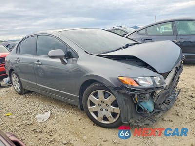 Czwarte zdjęcie samochodu z boku: 2009 HONDA CIVIC LX VIN:1HGFA165X9L021886 - miniatura