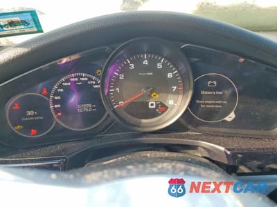 Zdjęcie 9 z 12 samochodu: 2018 PORSCHE PANAMERA 4 VIN:WP0AA2A78JL107063 - miniatura