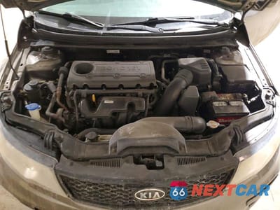 Zdjęcie 11 z 12 samochodu: 2011 KIA FORTE KOUP EX VIN:KNAFU6A25B5385446 - miniatura