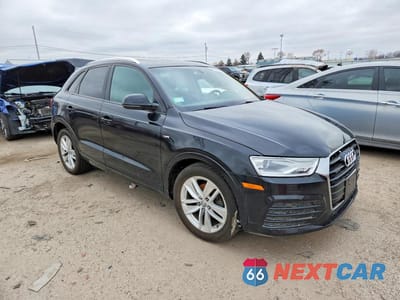 Czwarte zdjęcie samochodu z boku: 2018 AUDI Q3 PREMIUM VIN:WA1ECCFS0JR011613 - miniatura