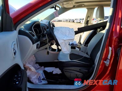 Zdjęcie 7 z 13 samochodu: 2019 JEEP COMPASS LATITUDE VIN:3C4NJCBB2KT843772 - miniatura