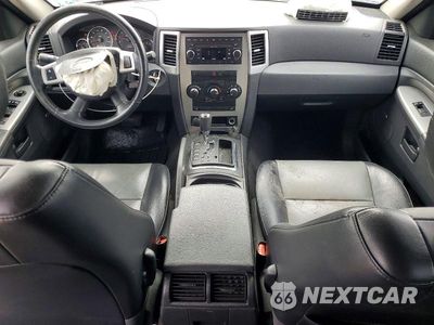 Zdjęcie 8 z 13 samochodu: 2008 JEEP GRAND CHEROKEE LAREDO VIN:1J8GR48K08C116965 - miniatura