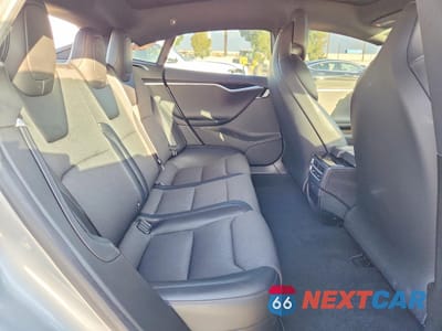 Zdjęcie 10 z 14 samochodu: 2018 TESLA MODEL S VIN:5YJSA1E28JF245489 - miniatura