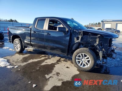 Czwarte zdjęcie samochodu z boku: 2019 CHEVROLET SILVERADO K1500 RST VIN:1GCRYEED0KZ394672 - miniatura