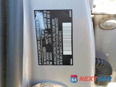 Zdjęcie 14 z 14 samochodu: 2025 VOLVO XC40 PLUS VIN:YV4L12UC4S2514254 - miniatura