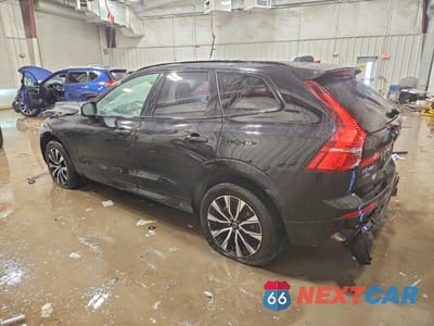 Drugie zdjęcie samochodu z przodu: 2025 VOLVO XC60 PLUS VIN:YV4M12RC1S1166075 - miniatura