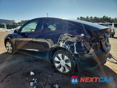 Drugie zdjęcie samochodu z przodu: 2023 TESLA MODEL Y VIN:7SAYGDEE1PA121819 - miniatura