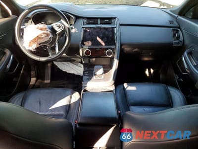 Zdjęcie 8 z 13 samochodu: 2022 JAGUAR E-PACE SE VIN:SADFP2FX7N1029670 - miniatura