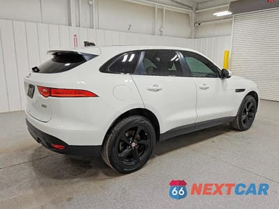 Trzecie zdjęcie samochodu z tyłu: 2020 JAGUAR F-PACE PREMIUM VIN:SADCJ2FX8LA645797 - miniatura