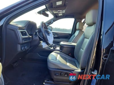 Zdjęcie 7 z 14 samochodu: 2021 CHEVROLET SUBURBAN K1500 LT VIN:1GNSKCKD6MR256558 - miniatura
