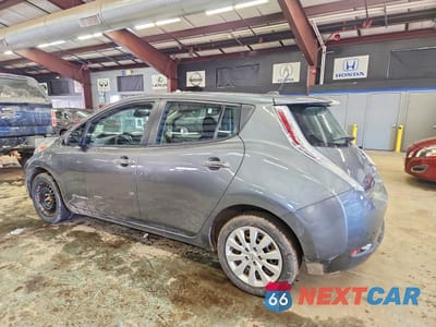 Drugie zdjęcie samochodu z przodu: 2017 NISSAN LEAF S VIN:1N4BZ0CP9HC307173 - miniatura