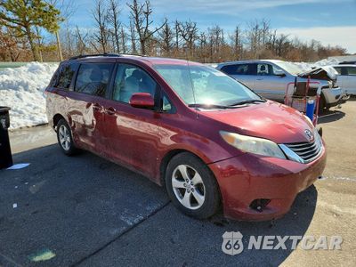 Czwarte zdjęcie samochodu z boku: 2011 TOYOTA SIENNA LE 8-PASSENGER VIN:5TDKK3DC3BS088244 - miniatura