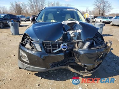 Piąte zdjęcie samochodu w środku: 2013 VOLVO XC60 T6 VIN:YV4902DZXD2425826 - miniatura