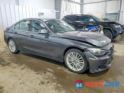 Czwarte zdjęcie samochodu z boku: 2013 BMW 328 XI VIN:WBA3B3C53DF537994 - miniatura