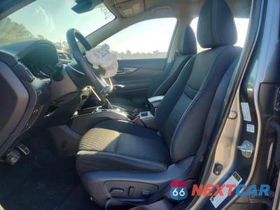 Zdjęcie 7 z 12 samochodu: 2019 NISSAN ROGUE S VIN:KNMAT2MT2KP504362 - miniatura