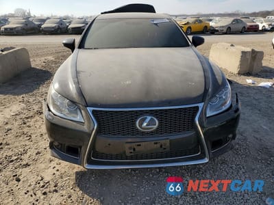 Piąte zdjęcie samochodu w środku: 2015 LEXUS LS 460 BASE VIN:JTHCL5EF3F5024348 - miniatura