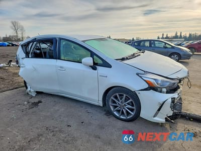 Czwarte zdjęcie samochodu z boku: 2016 TOYOTA PRIUS V FIVE VIN:JTDZN3EU5GJ046207 - miniatura