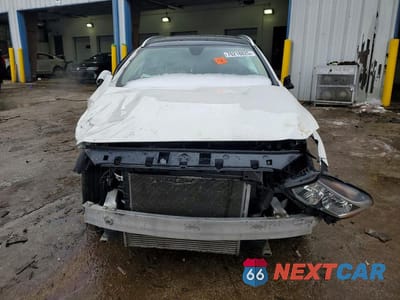 Piąte zdjęcie samochodu w środku: 2019 MERCEDES-BENZ GLA 250 4MATIC VIN:WDCTG4GB0KU014316 - miniatura