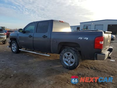 Drugie zdjęcie samochodu z przodu: 2011 CHEVROLET SILVERADO K1500 HYBRID VIN:3GCUKUEJ1BG101275 - miniatura