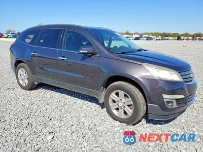 Czwarte zdjęcie samochodu z boku: 2013 CHEV TRAVERSE LT VIN:1GNKRGKD2DJ259703 - miniatura