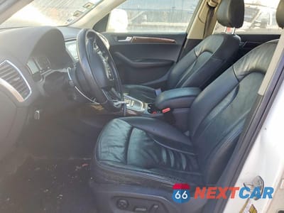 Zdjęcie 7 z 12 samochodu: 2011 AUDI Q5 PREMIUM VIN:WA1CFAFP2BA033675 - miniatura