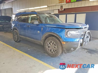 Czwarte zdjęcie samochodu z boku: 2025 FORD BRONCO SPORT BIG BEND VIN:3FMCR9BN9SRF32863 - miniatura