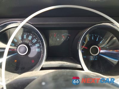 Zdjęcie 9 z 12 samochodu: 2014 FORD MUSTANG VIN:1ZVBP8AM1E5231422 - miniatura