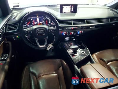 Zdjęcie 8 z 12 samochodu: 2017 AUDI Q7 PREMIUM VIN:WA1AHAF7XHD050846 - miniatura