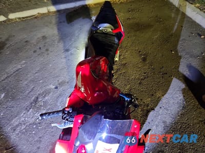 Piąte zdjęcie samochodu w środku: 2025 HONDA CBR500 RA VIN:MLHPC7051S5102193 - miniatura