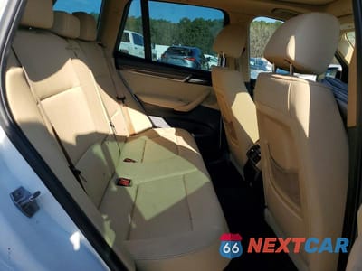 Zdjęcie 11 z 12 samochodu: 2017 BMW X3 SDRIVE28I VIN:5UXWZ7C30H0X39295 - miniatura